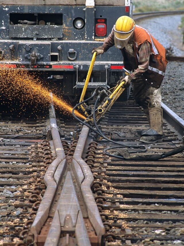 The Importance of Crack  for Network Rail Maintenance